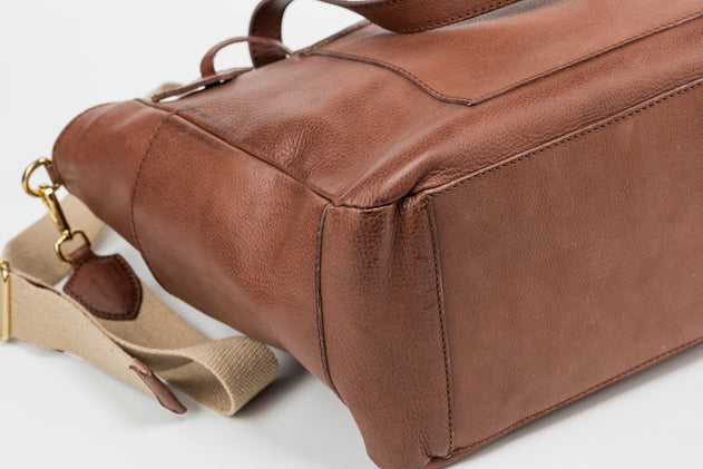 Fifth Avenue Tote Tobacco Brown