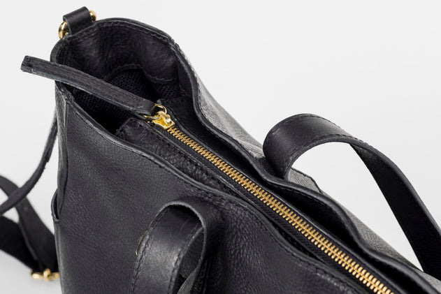 Fifth Avenue Tote Musta