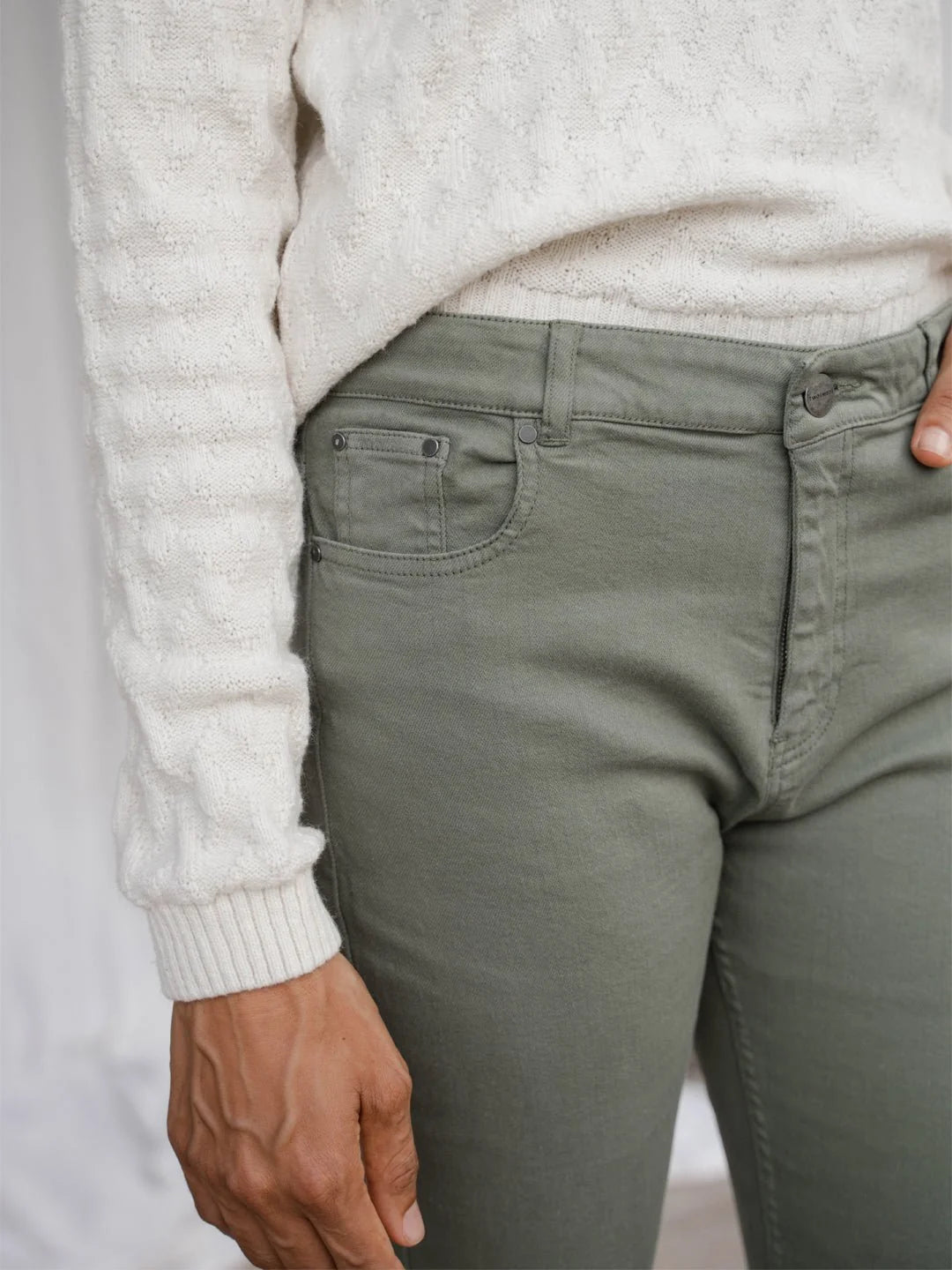 71d2de28895c8737c81af3b97fbfaf84.webp