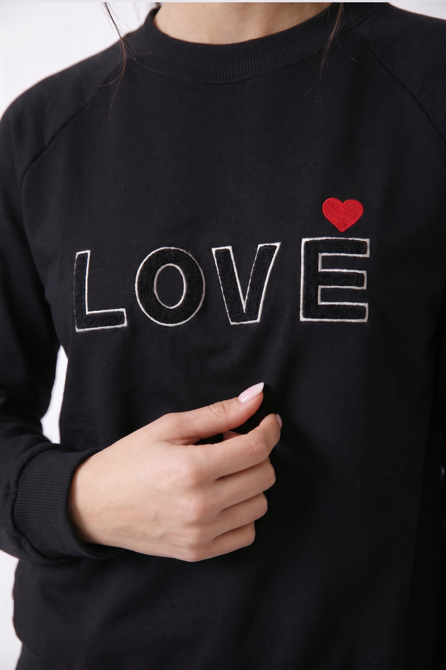 8_dcdd0770-7d9a-47d9-b9c2-3e19f2282c33.png?v=1778695416