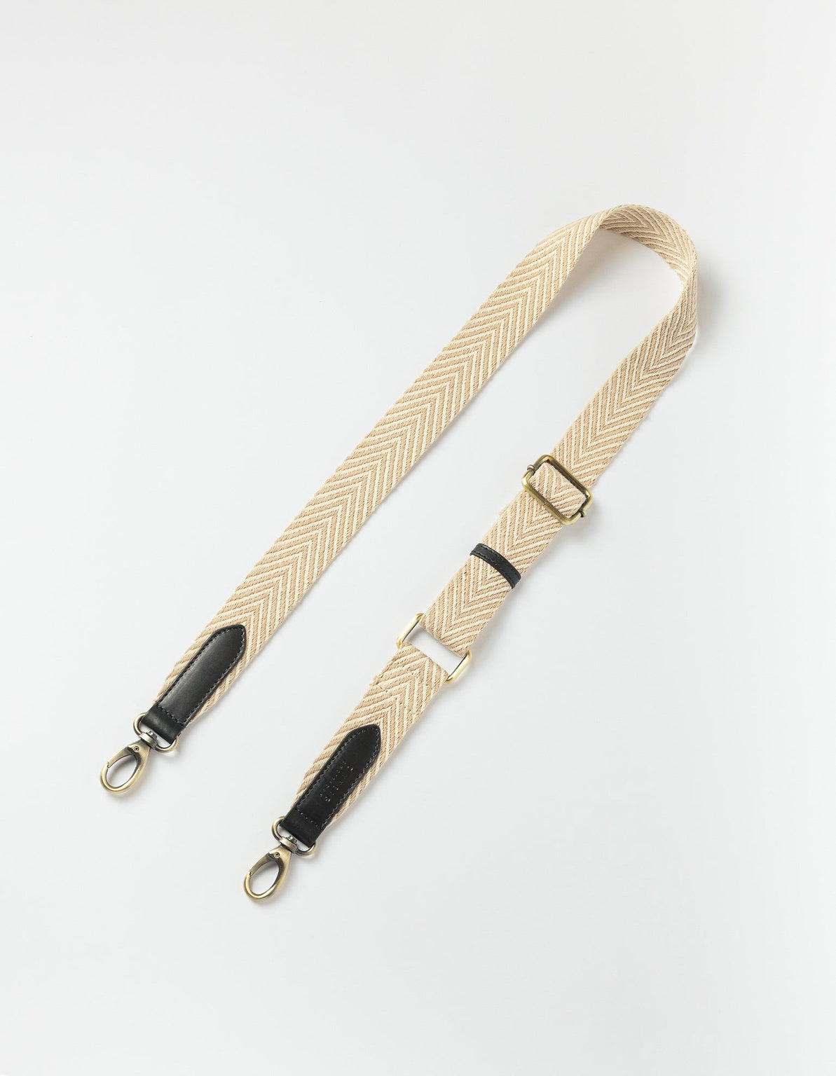 Herringbone Laukunhihna Hiekka & Musta, Classic -nahka