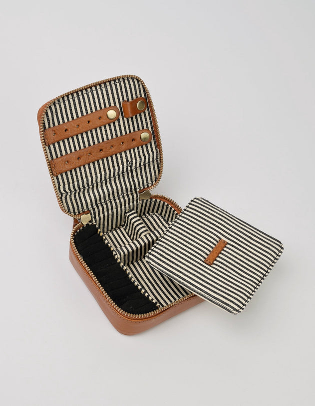 Jewelry Box Laukku Cognac