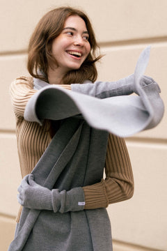 Via Merino Wool Gloves Light Grey