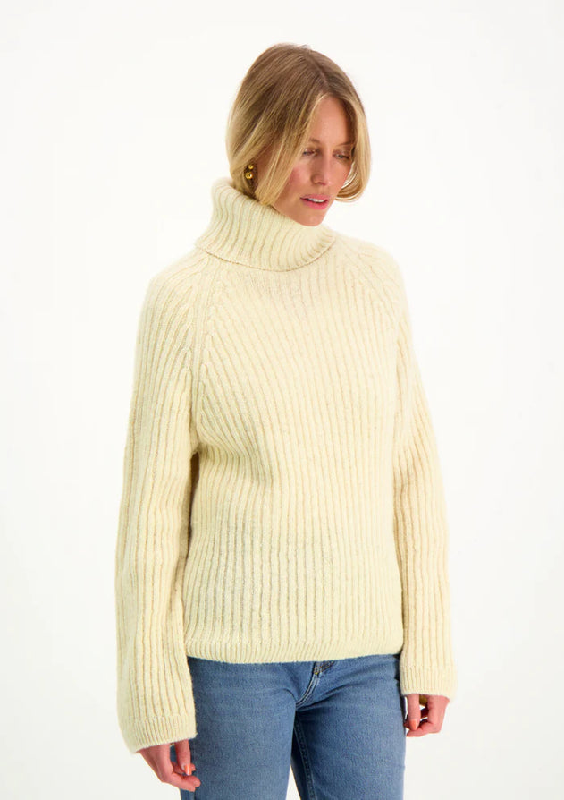 Alexa Roll-Neck Villapaita Luonnonvalkoinen