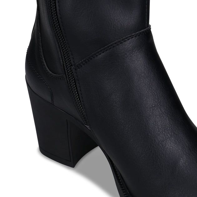 Alicia Ankle Boots Black
