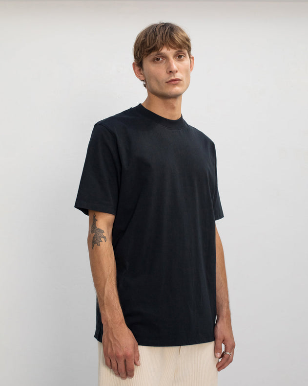 Big Collar T-shirt Black