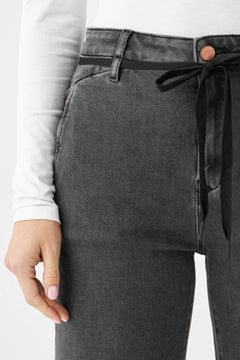Dew Flared Soft Denim Jeans French Pocket Medium Grey