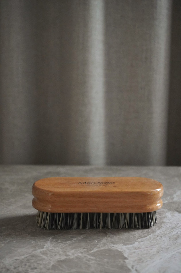 KENT. Clothes Brush