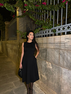 A Line Midi Dress Black