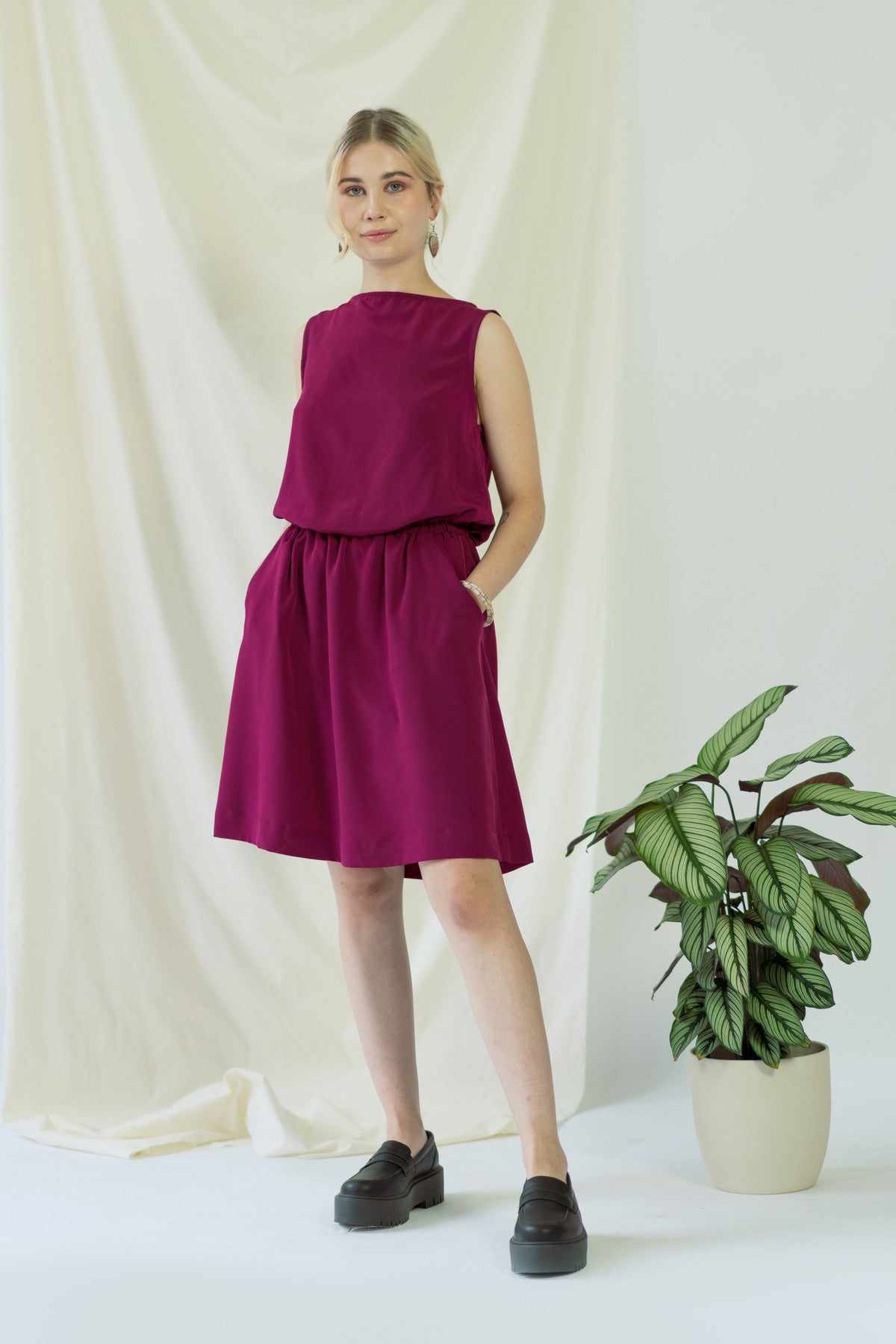 Bella Dress Magenta