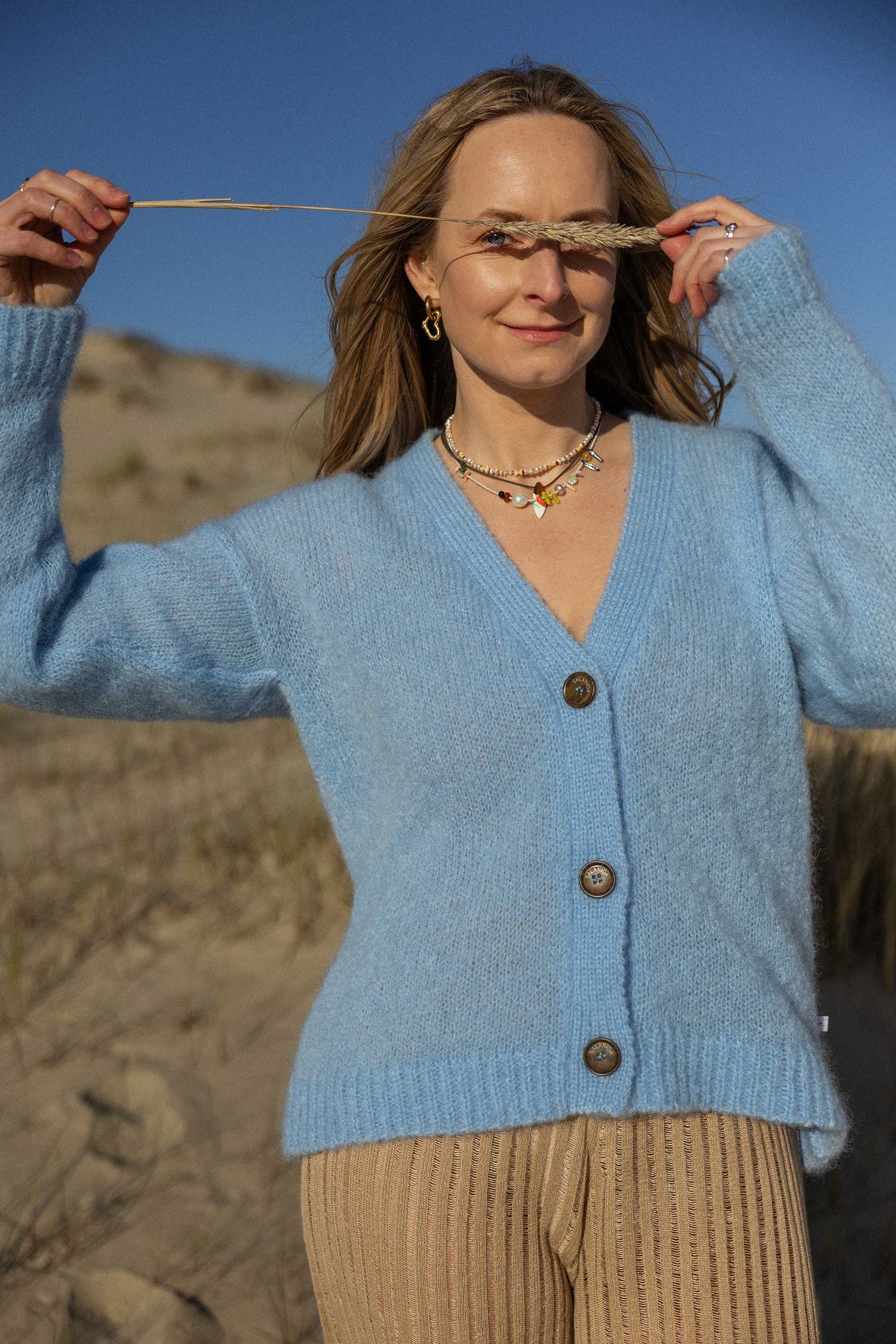 287373811.jpg
