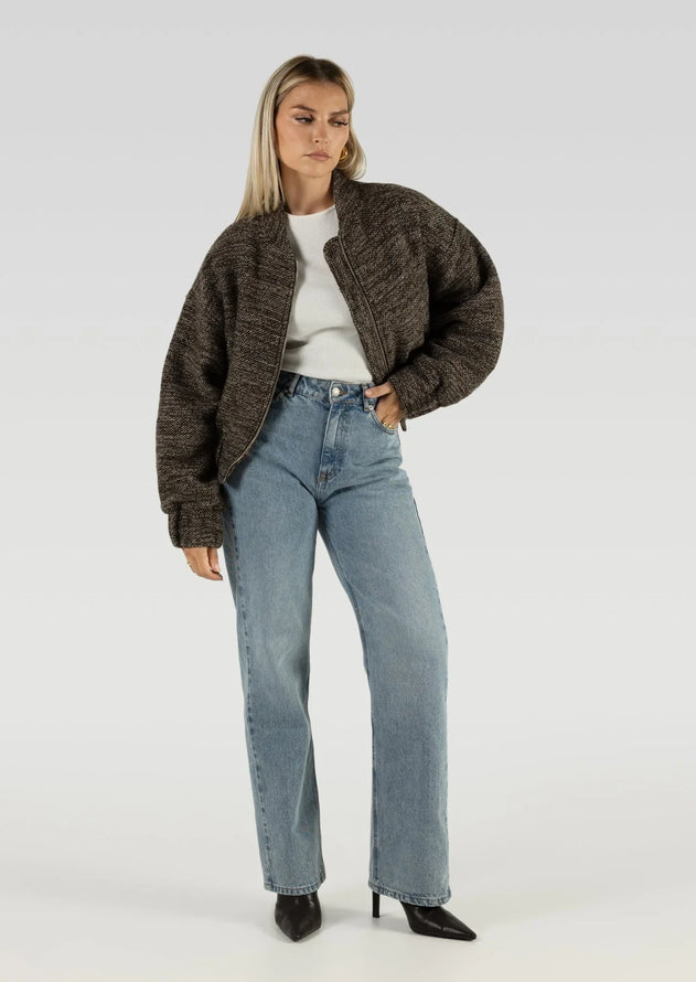 The Billie Jeans Medium Light Blue