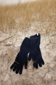 Via Merino Wool Gloves Black