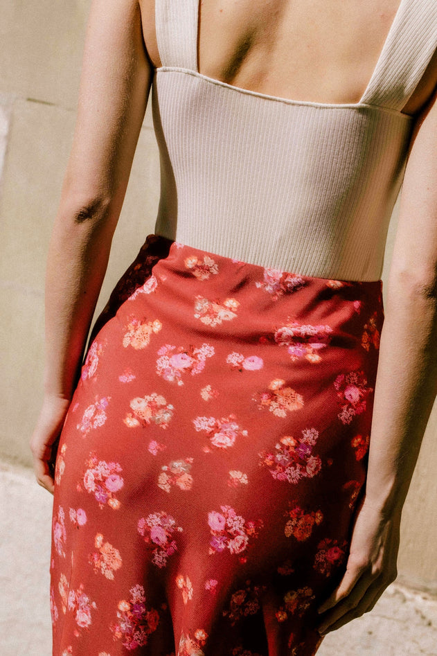 Iris Skirt Floral Red