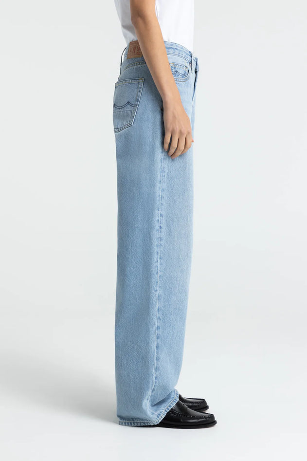 Joan Farkut Vaalea Denim