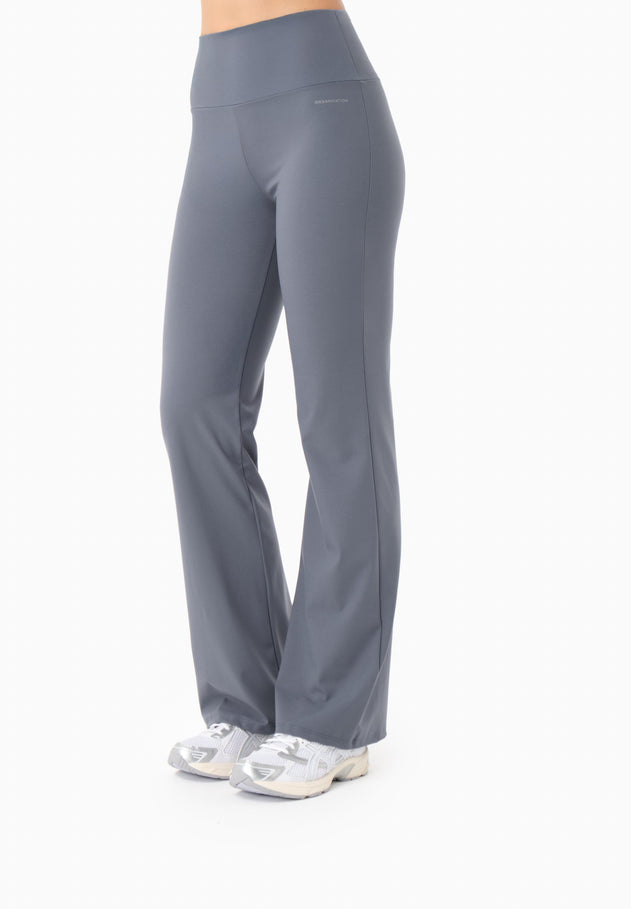 LAVINNsoftindigo-4_4681.jpg?v=1763473715