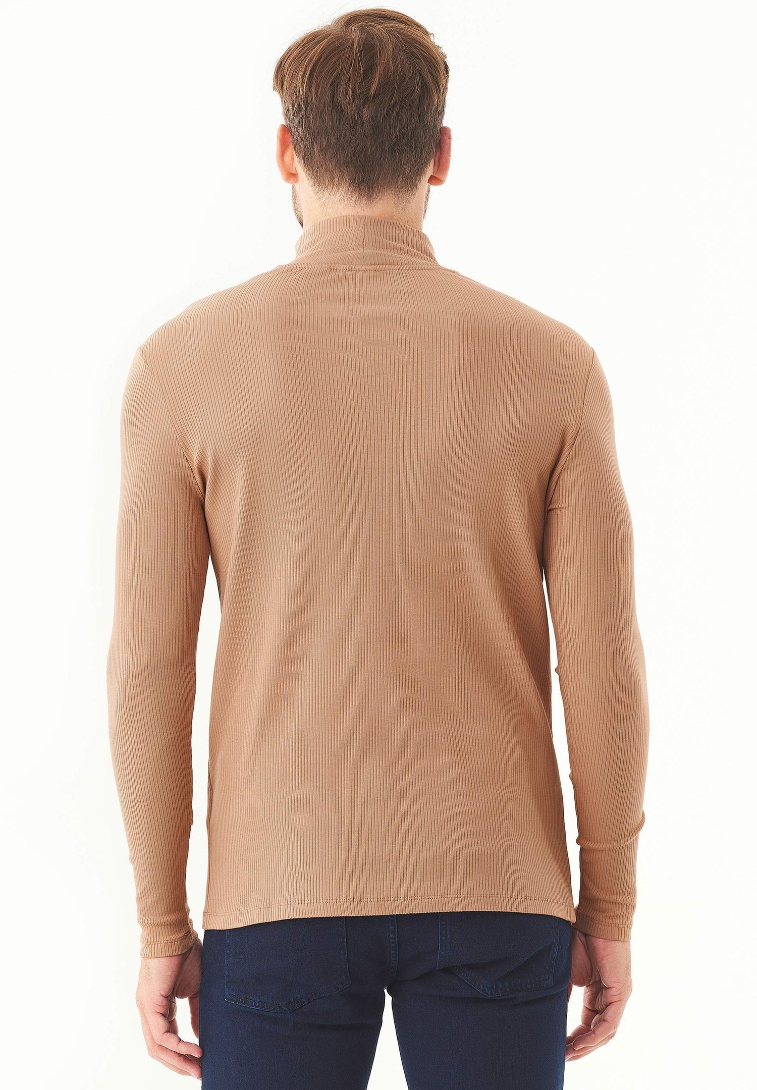 Men's Long-Sleeved Ribbed Turtleneck Shirt Light Brown