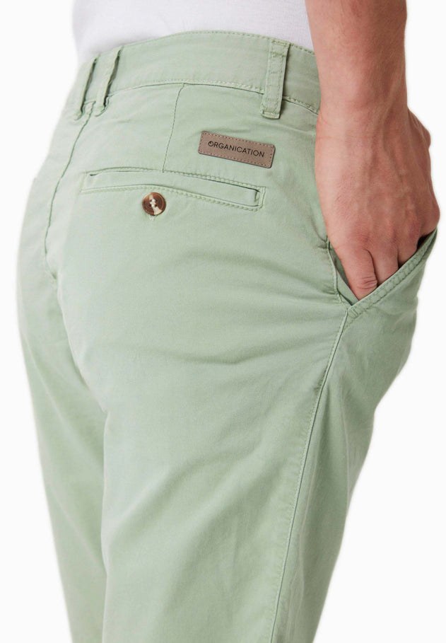 Men's Slim-Fit Organic Cotton Chino Shorts Matcha Green