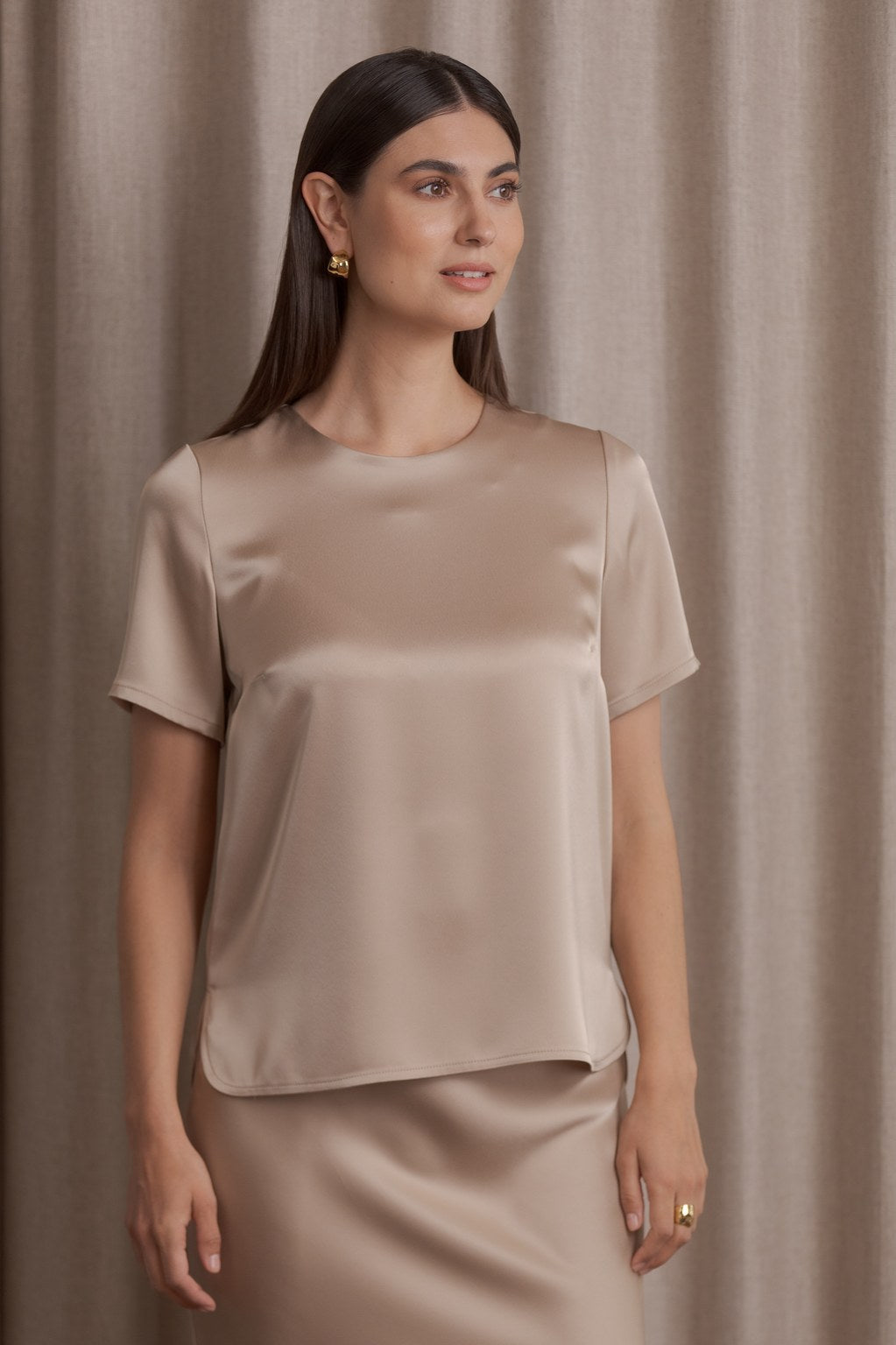 Tessa Short Sleeve Satin Shirt Latte