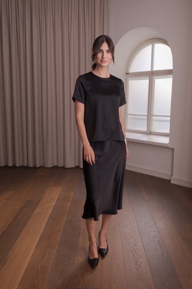 Tessa Short Sleeve Satin Shirt Black