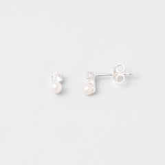 Fejn Sparkle & Pearl Stud Earrings