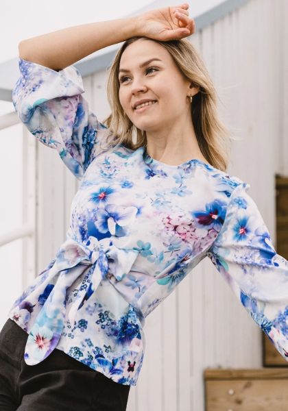 Ophelia Blouse Lush Blue - IVALO.COM