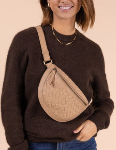 Ray Bumbag Woven Soft Grain Leather Sand