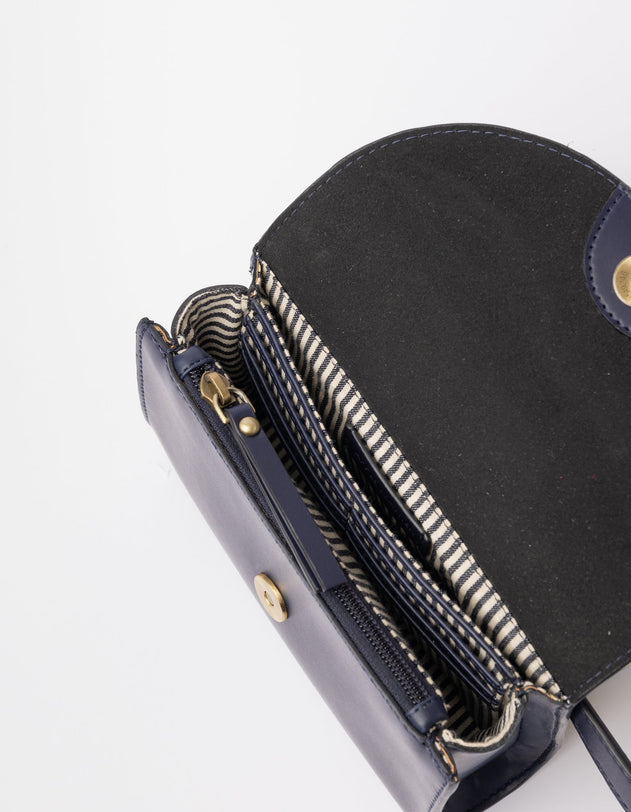 Sanne Laukku Navy