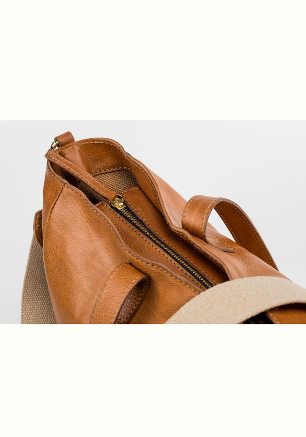 Fifth Avenue Tote Ruskea