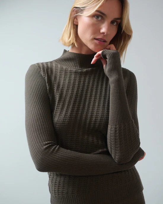 Žaltys Merino Wool Turtleneck Green