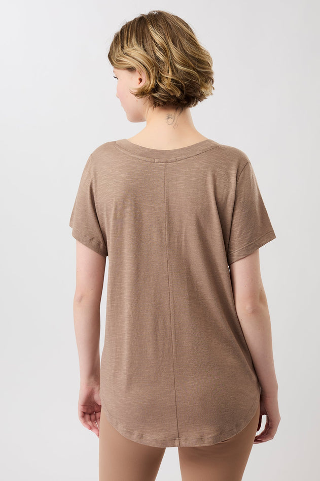 The New V-Neck Curtado