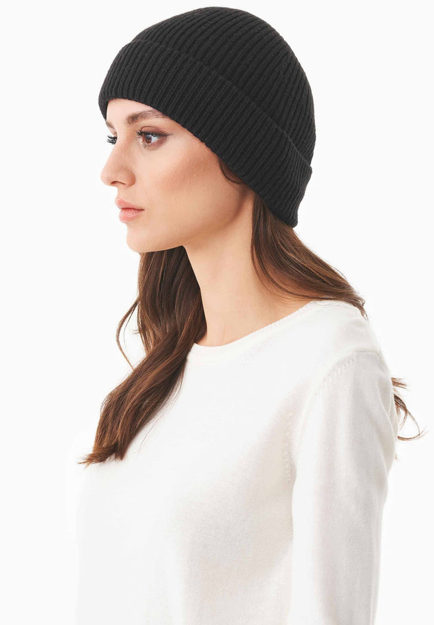 Ribbed Beanie Black