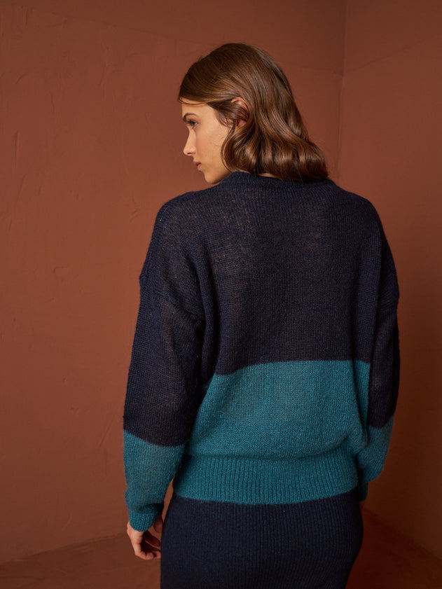 Two-Tone Knitted Sweater Blue