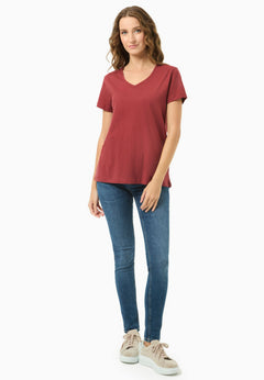 Women's Basic V-Neck T-Shirt Merlot