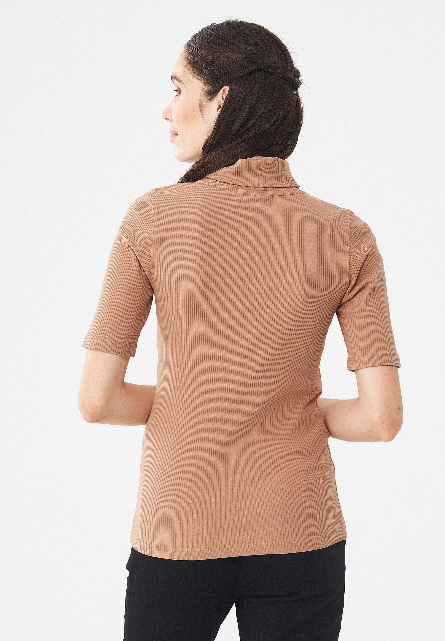 Women's Short Sleeved Cotton Turtleneck Light Brown