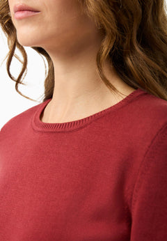 Women's Round Neck Organic Cotton Knit Merlot