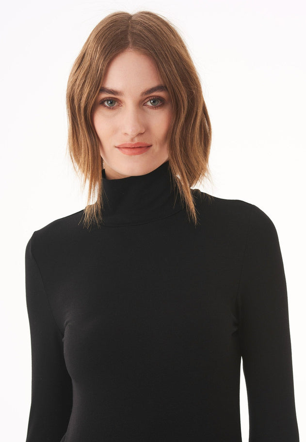 Women's Turtleneck Long-Sleeve Top Black