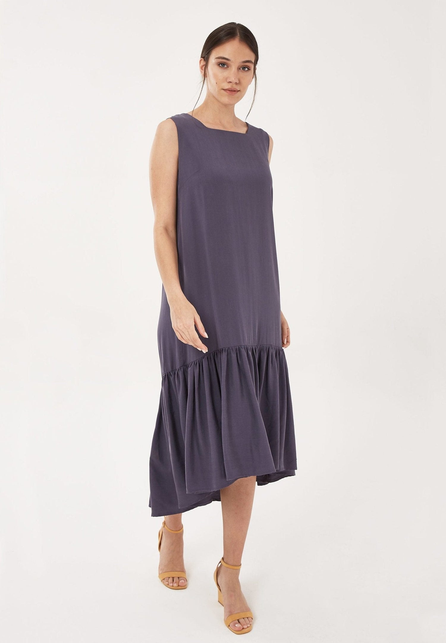 Loose Fit Lyocell Dress With Gathered Hem Steel