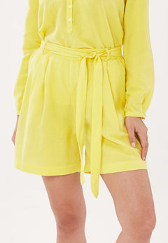 Linen Blend Shorts With Tie Belt Lemonade