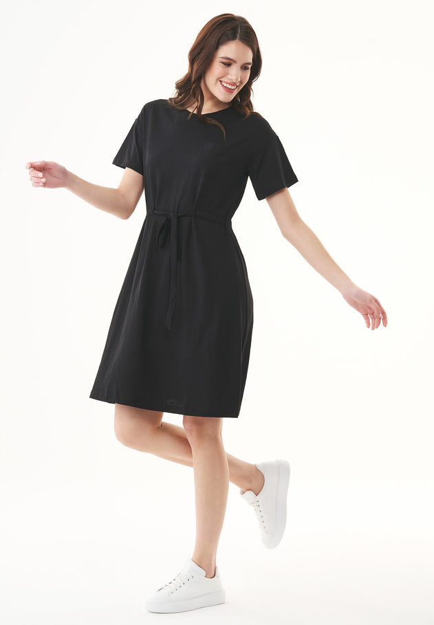 Slub-jersey Rintataskulla Mekko Musta