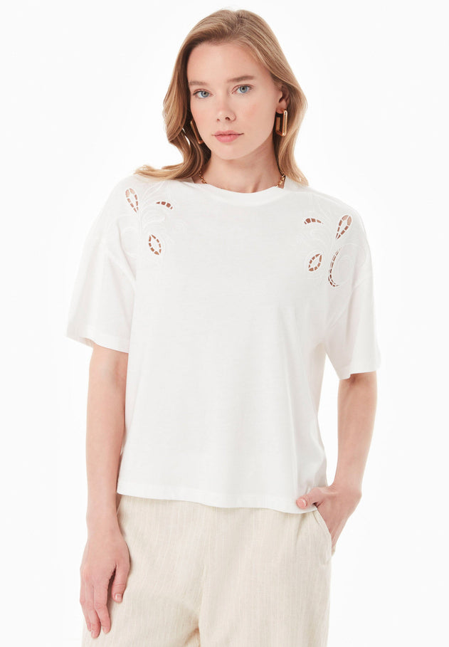 Laser-Cut Embroidery T-Shirt Off-White