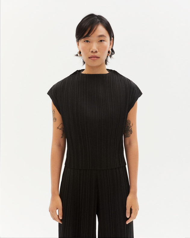 Maddox Pleated Top Black