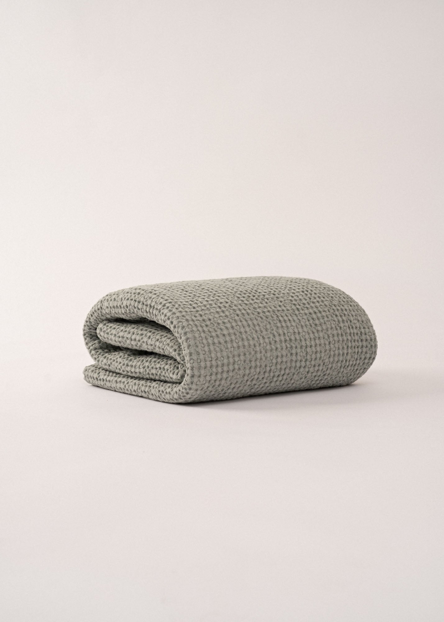 Waffle_blanket_Sage_Green_68bdbc2b-88d5-40b7-bfb5-1b8849a685dd.jpg?v=1767274573