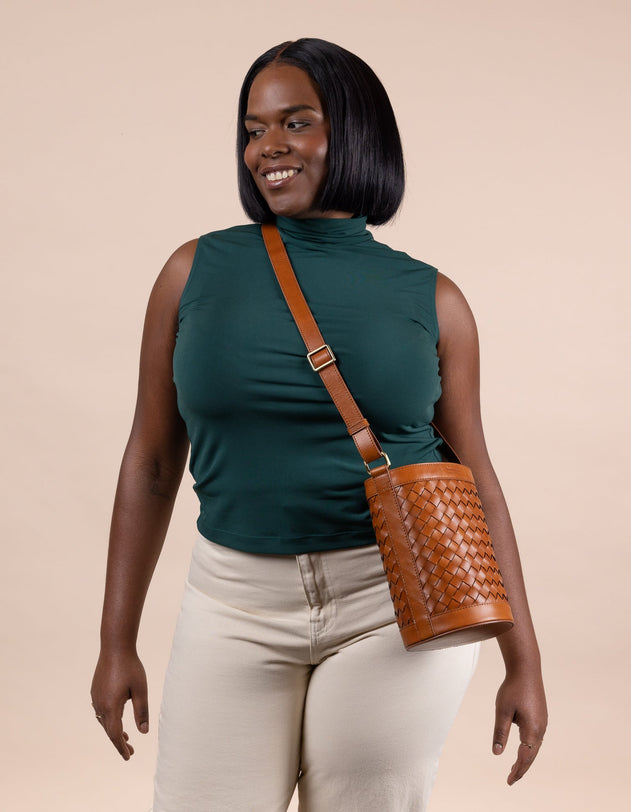 Zola Woven Leather Laukku Cognac Ruskea