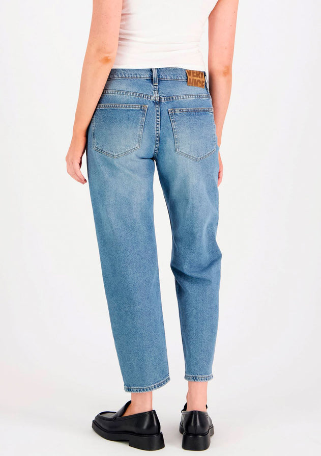 Amy Cropped Barrel Leg Jeans Blue