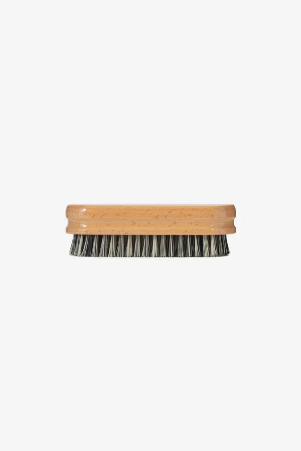 Arkivé Care Clothes Brush