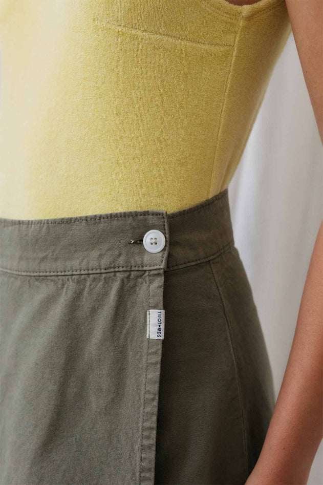 aspo-light-khaki-658530.jpg?v=1766713127