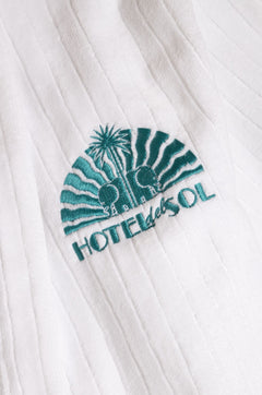 Trendsplant x Antonyo Marest Hotel del Sol Bathrobe White