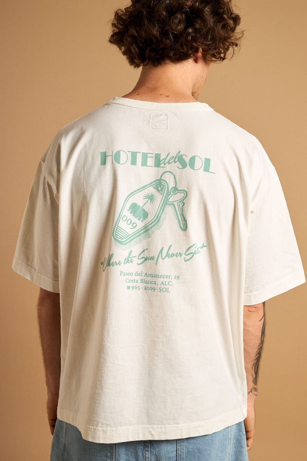 Trendsplant X Antonyo Marest Keychain Oversized Heavy T-Shirt Foam White