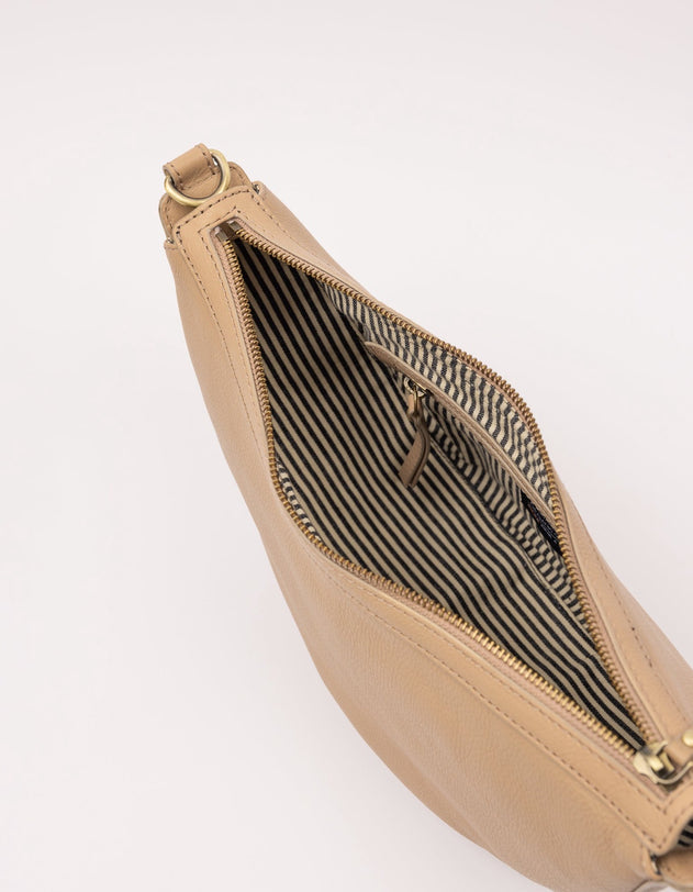 Leo Twisted Handle Laukku Hiekka